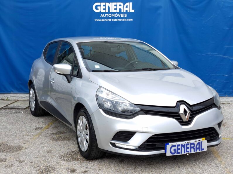 RENAULT CLIO 1.5 DCI ZEN completo