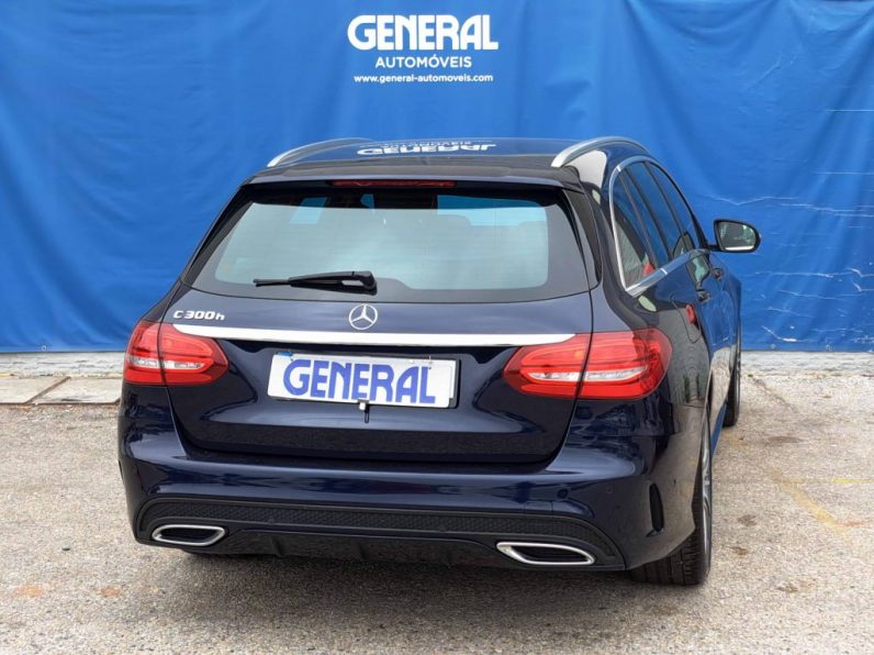 MERCEDES-BENZ C 300 h STATION BLUETEC HYBRID AMG LINE completo