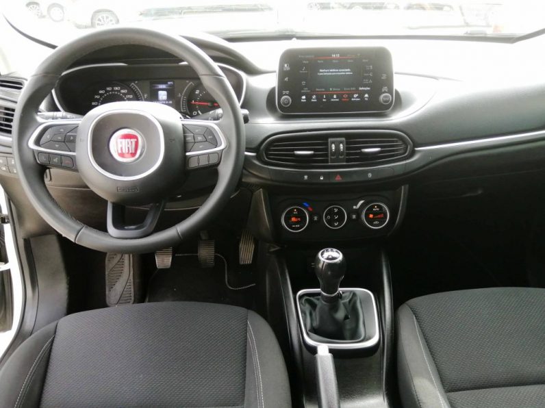 FIAT TIPO SW 1.3 MJET LOUNGE completo