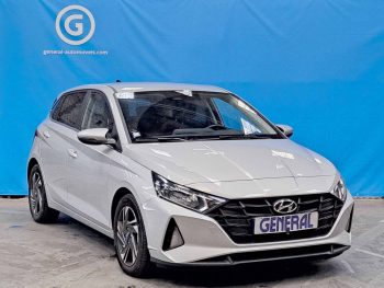 HYUNDAI i 20 1.2 CONFORT completo