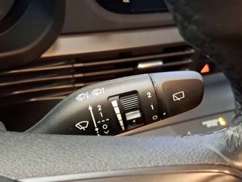 HYUNDAI i 20 1.2 CONFORT completo