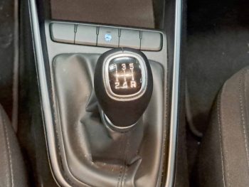 HYUNDAI i 20 1.2 CONFORT completo