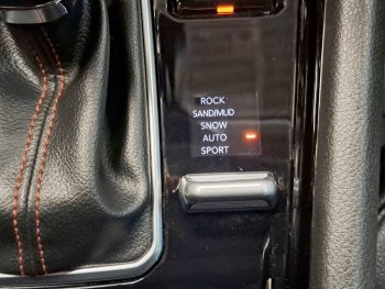 JEEP COMPASS 1.3 TG 4XE TRAILHAWK completo