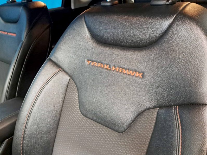 JEEP COMPASS 1.3 TG 4XE TRAILHAWK completo