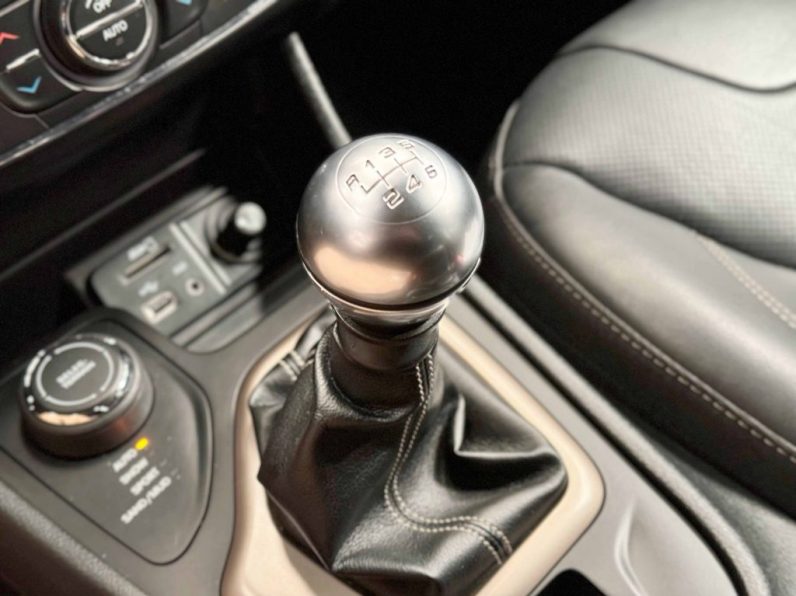 JEEP CHEROKEE 2.0 CRD LIMITED completo