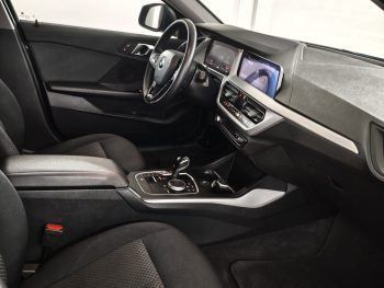 BMW 116 d Corporate Edition Auto completo