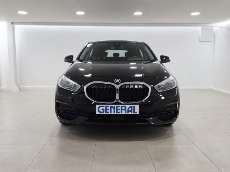 BMW 116 d Corporate Edition Auto completo