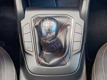 FORD FOCUS 1.0 ECOBOOST MHEV ST-LINE completo