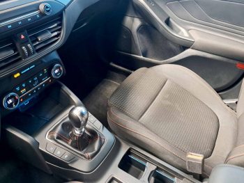FORD FOCUS 1.0 ECOBOOST MHEV ST-LINE completo