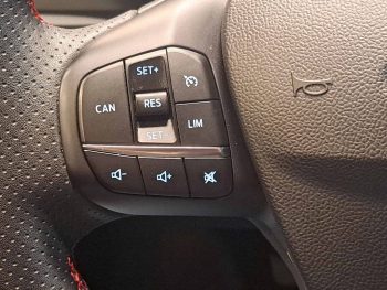 FORD FOCUS 1.0 ECOBOOST MHEV ST-LINE completo