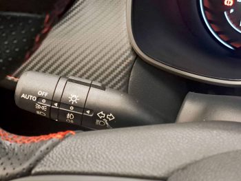 MG 1.0 T-GDI LUXURY completo