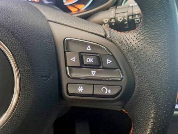 MG 1.0 T-GDI LUXURY completo
