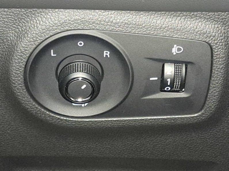 MG 1.0 T-GDI LUXURY completo