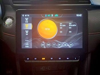 MG 1.0 T-GDI LUXURY completo