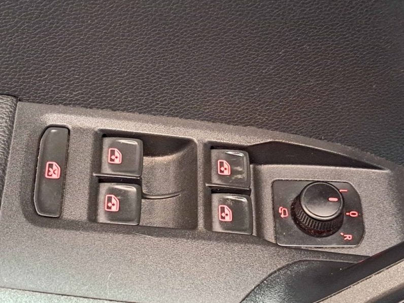 SEAT ARONA 1.0 TSI STYLE DSG completo