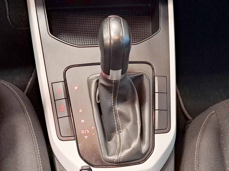 SEAT ARONA 1.0 TSI STYLE DSG completo