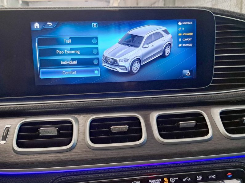 MERCEDES-BENZ GLE 53 AMG completo