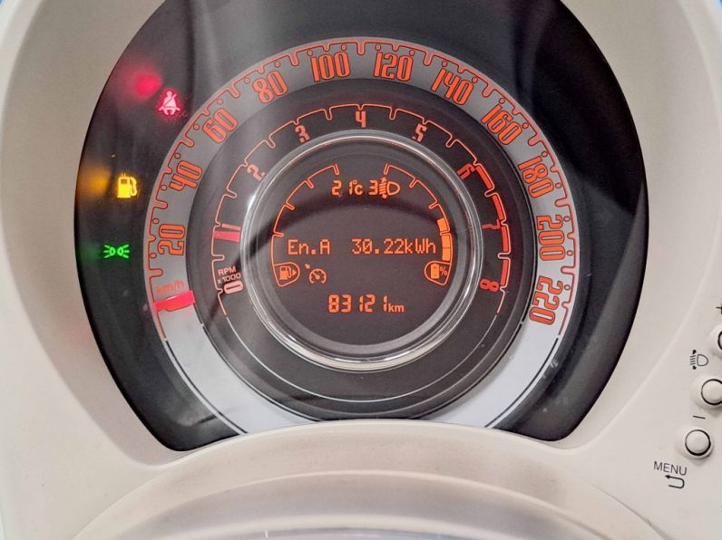 FIAT 500 CABRIO 1.0 HYBRID completo