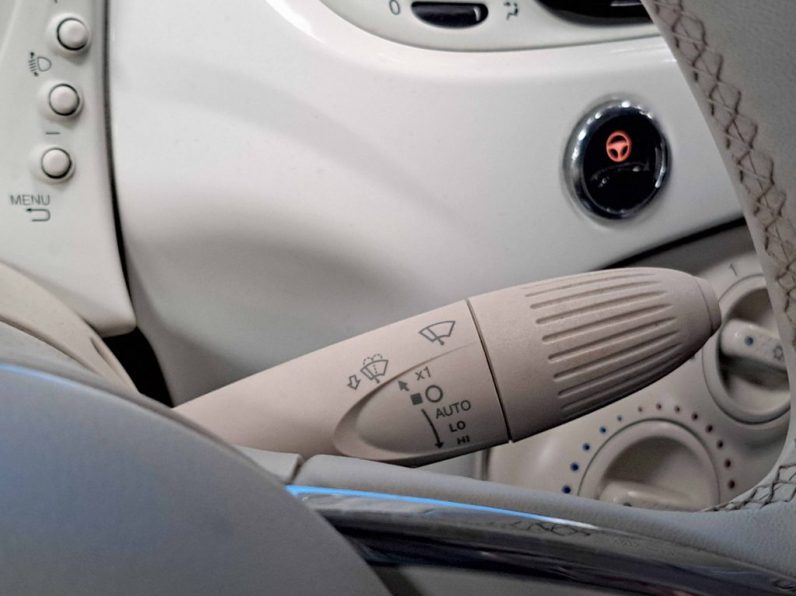 FIAT 500 CABRIO 1.0 HYBRID completo