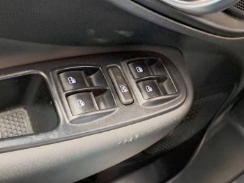 FIAT 500L 1.3 MJET LOUNGE completo