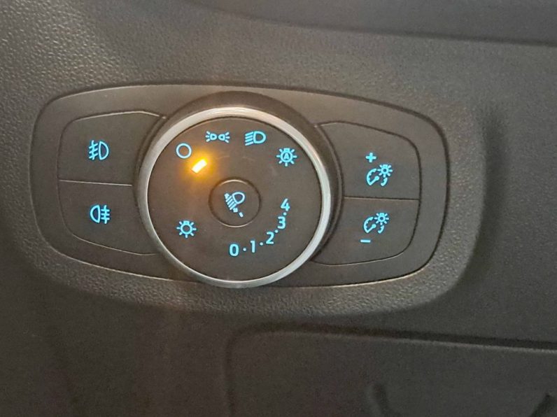 FORD FIESTA 1.1TI-VCT TREND completo