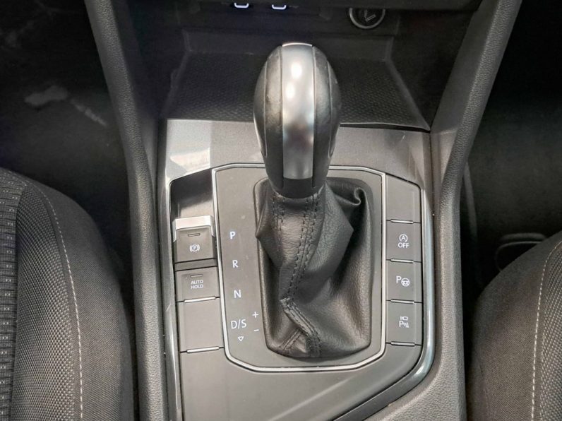 VW TIGUAN ALLSPACE 2.0 TDI CONFORTLINE DSG completo