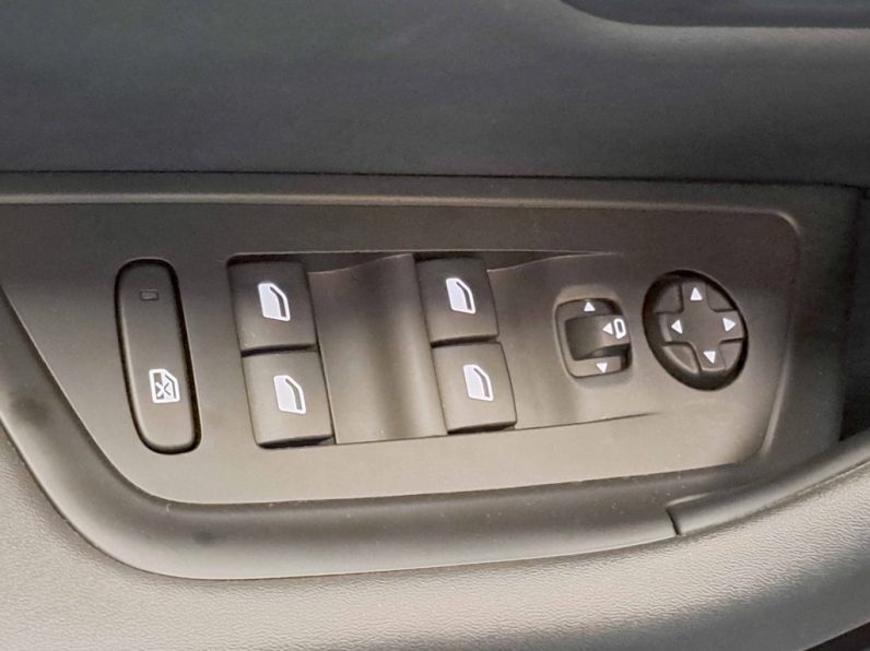 PEUGEOT 508 1.6HYBRID ACTIVE PACK completo