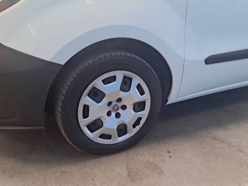 FIAT DOBLO VAN 1.6 MULTIJET completo