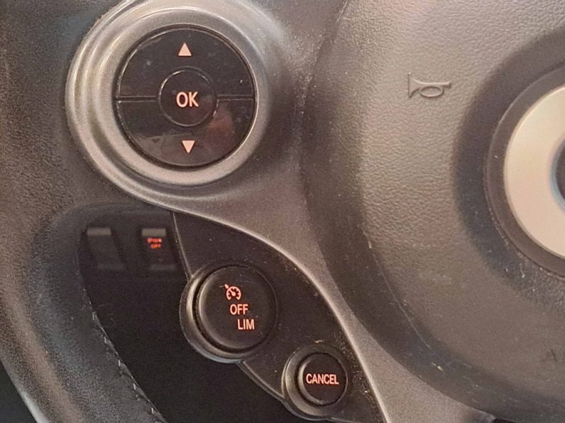 SMART FORFOUR 0.9 PASSION 90 AUTO completo