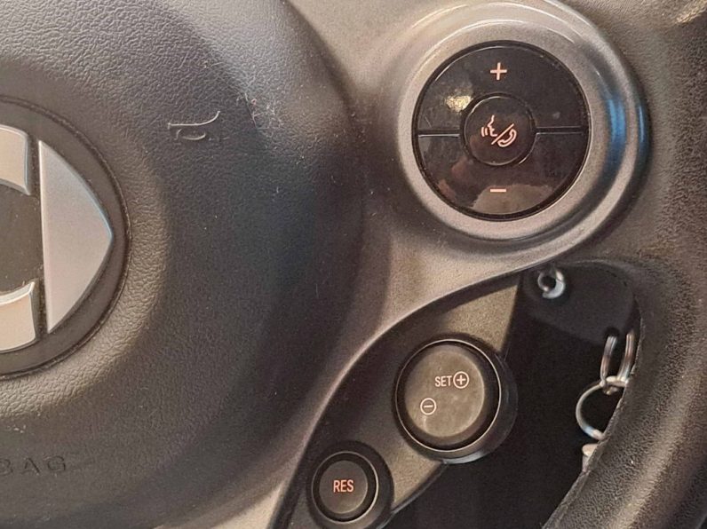 SMART FORFOUR 0.9 PASSION 90 AUTO completo