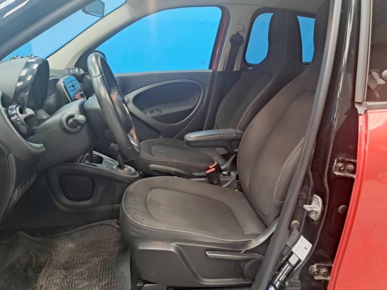 SMART FORFOUR 0.9 PASSION 90 AUTO completo