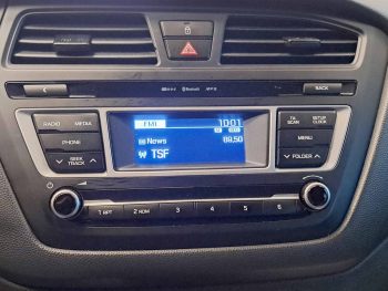 HYUNDAI i20 1.2 ACCESS completo