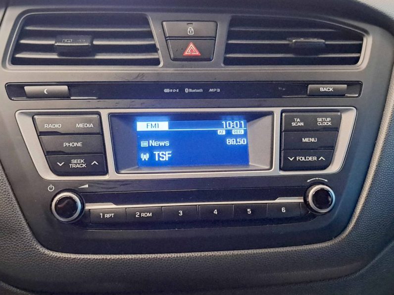HYUNDAI i20 1.2 ACCESS completo