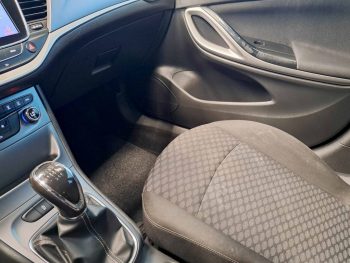 OPEL ASTRA SPORTS TOURER 1.6 CDTI BUSSINES EDITION completo