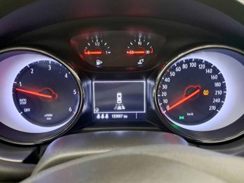 OPEL ASTRA SPORTS TOURER 1.6 CDTI BUSSINES EDITION completo
