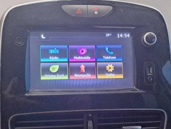 RENAULT CLIO SPORT TOURER 0.9 TCE LIMITED completo