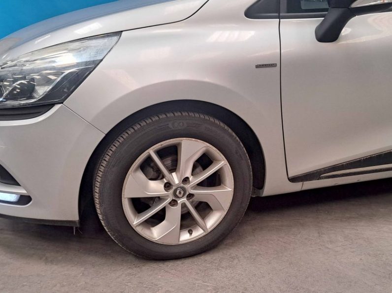 RENAULT CLIO SPORT TOURER 0.9 TCE LIMITED completo
