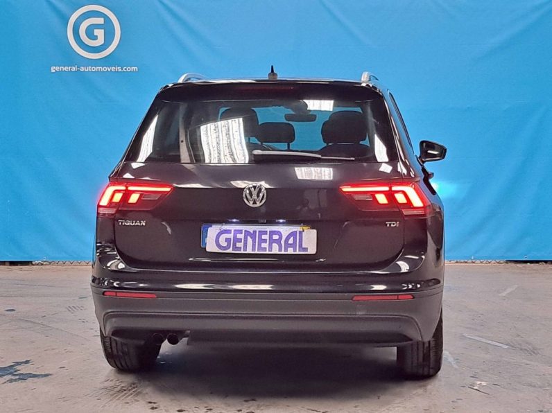 VW TIGUAN 1.6 TDI CONFORTLINE completo