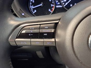 MAZDA CX-30 2.0 eSKYACTIV G HYBRID GASOLINA completo