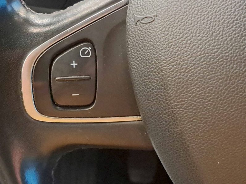 RENAULT CAPTUR 1.5 DCI EXCLUSIVE completo