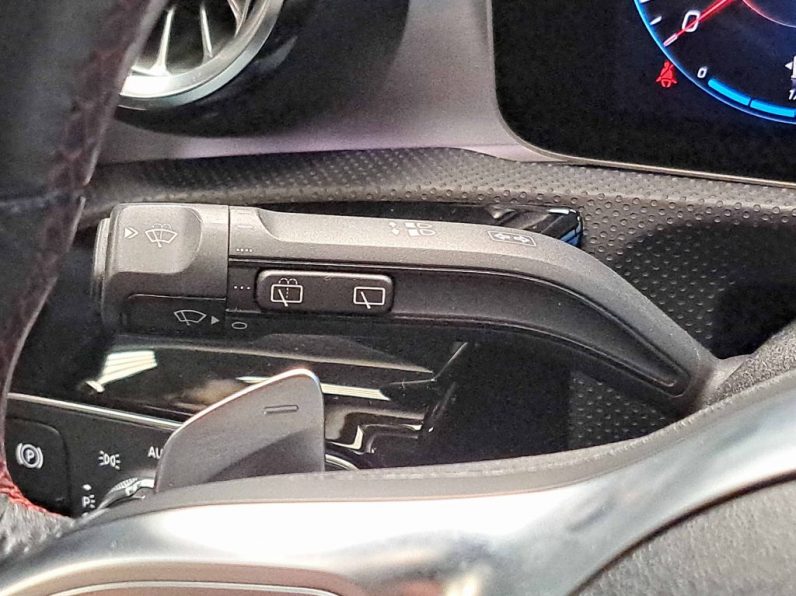 MERCEDES-BENZ A180D LINE AMG AUTO completo