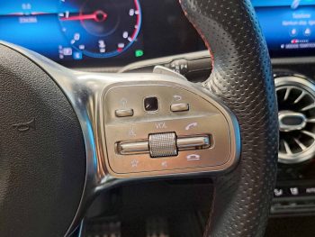 MERCEDES-BENZ A180D LINE AMG AUTO completo