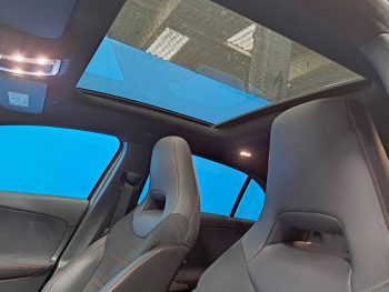 MERCEDES-BENZ A180D LINE AMG AUTO completo