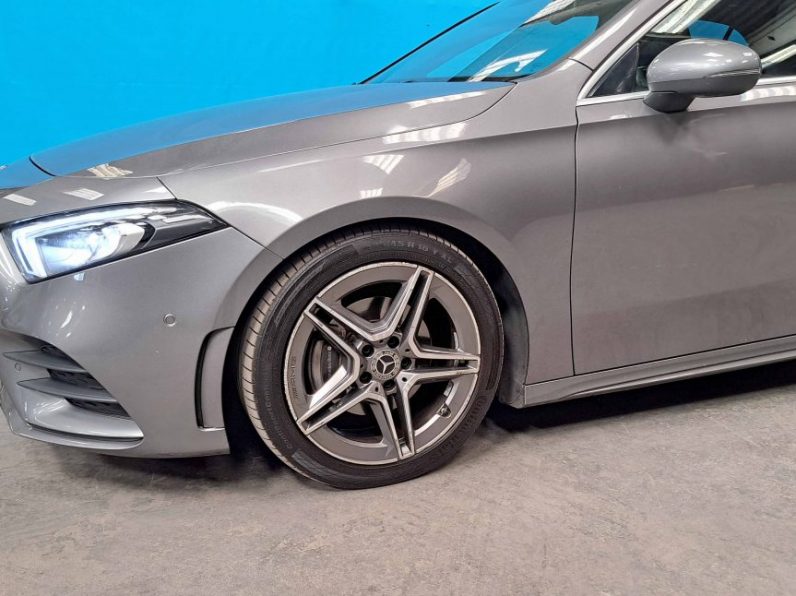 MERCEDES-BENZ A180D LINE AMG AUTO completo
