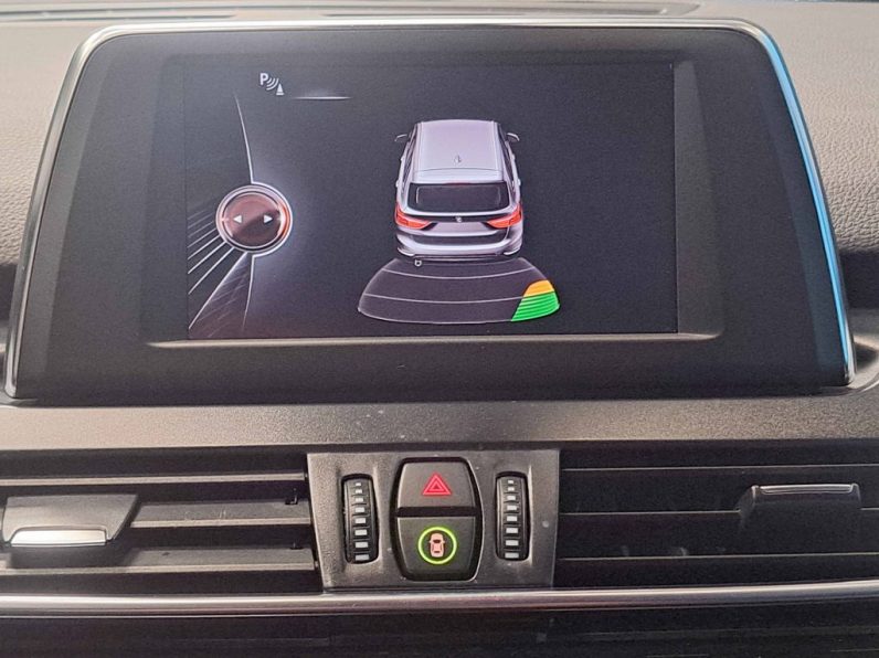 BMW 216D GRAND TOURER 7L completo
