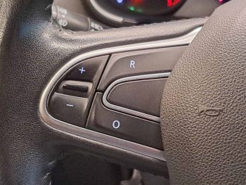 RENAULT MEGANE SPORT TOURER 1.5 DCI LIMITED completo
