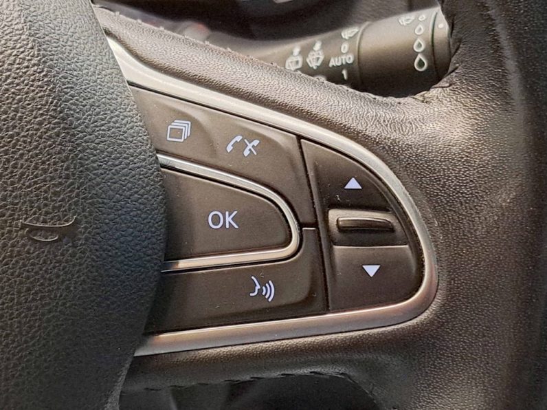 RENAULT MEGANE SPORT TOURER 1.5 DCI LIMITED completo
