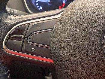 RENAULT MEGANE 1.5 DCI ZEN completo