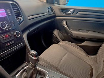RENAULT MEGANE 1.5 DCI ZEN completo