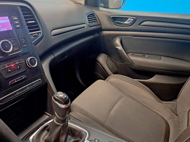 RENAULT MEGANE 1.5 DCI ZEN completo